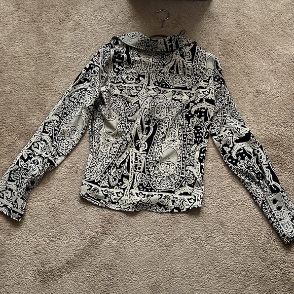 NWT Jeff Gallano black & cream blouse Size 2- Medium - Picture 3 of 4